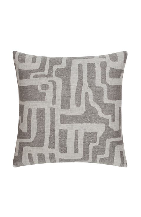 Noble Indoor & Outdoor Woven Accent Pillow