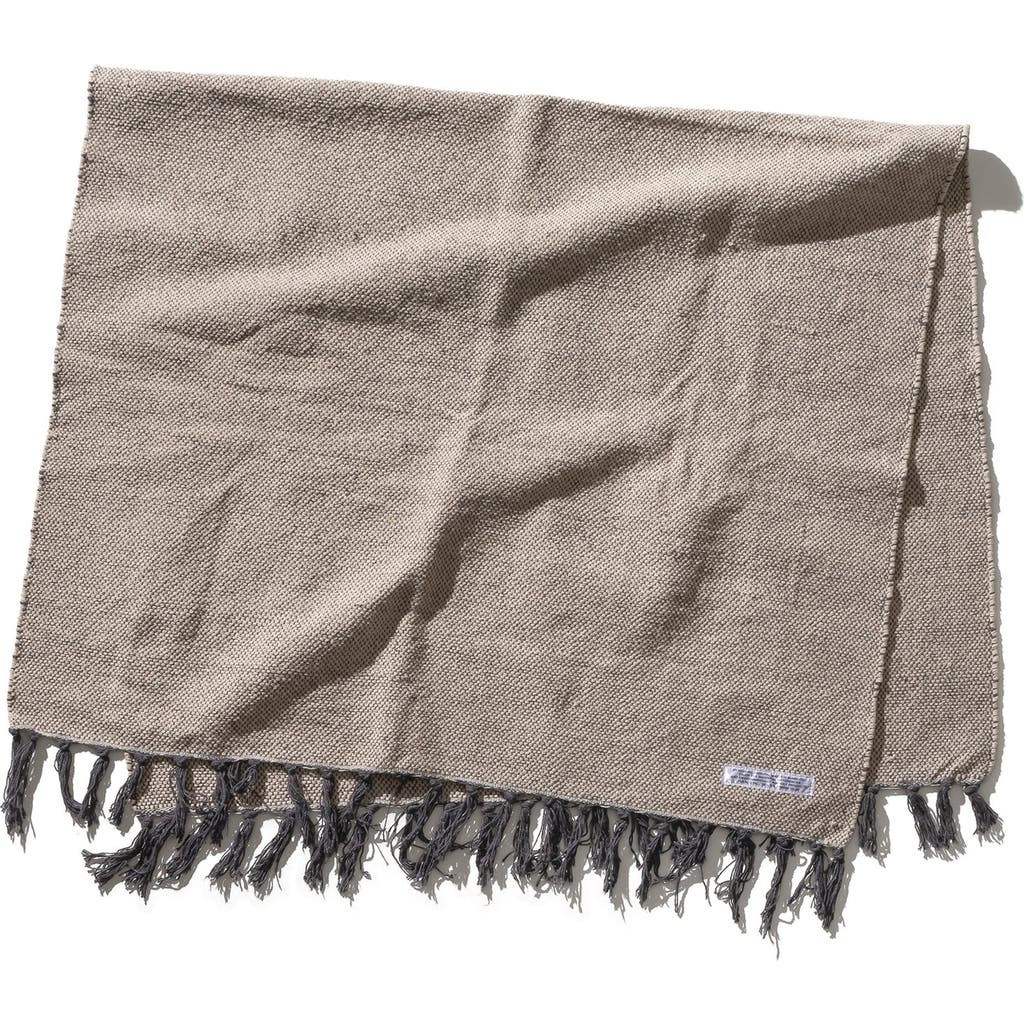 Puebco College Rug In Ivory