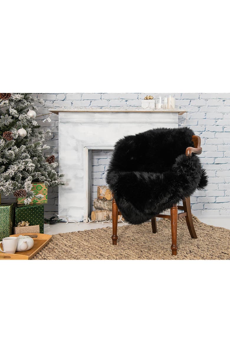 NATURAL New Zealand Rectangular Sheepskin Throw, Alternate, color, Black