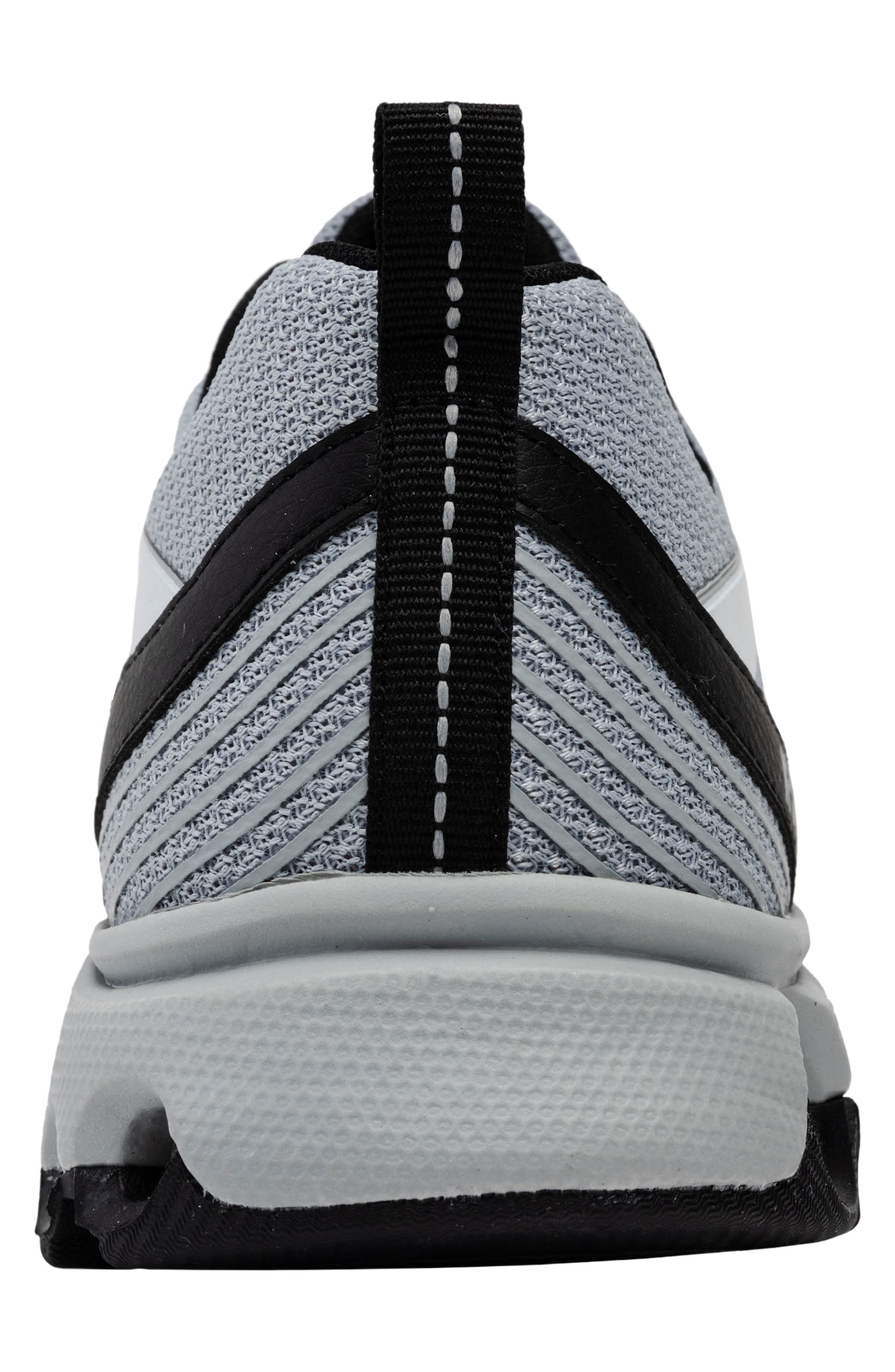 Tubes 220 Running Shoe, Alternate, color, HIGHRISE/ BLACK/ WHITE