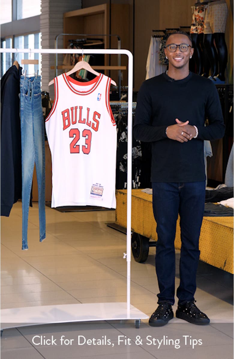 Men's Mitchell & Ness Michael Jordan White Chicago Bulls 1997/98 Hardwood Classics Authentic Jersey, sales video thumbnail