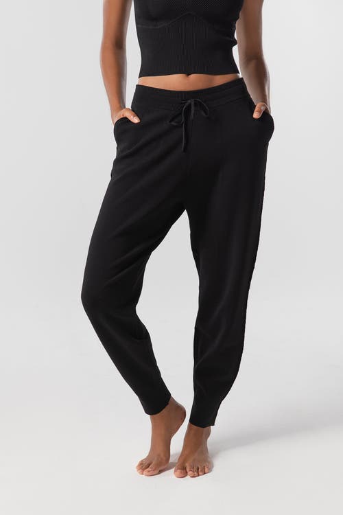 Kada The Sweater Jogger In Black