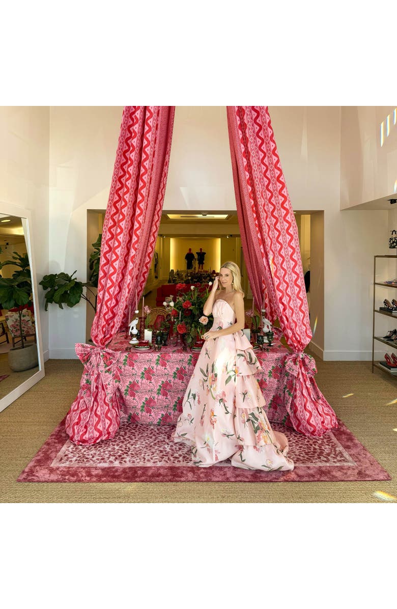 Mrs. Alice Pink Carolina Napkins, Alternate, color, Pink