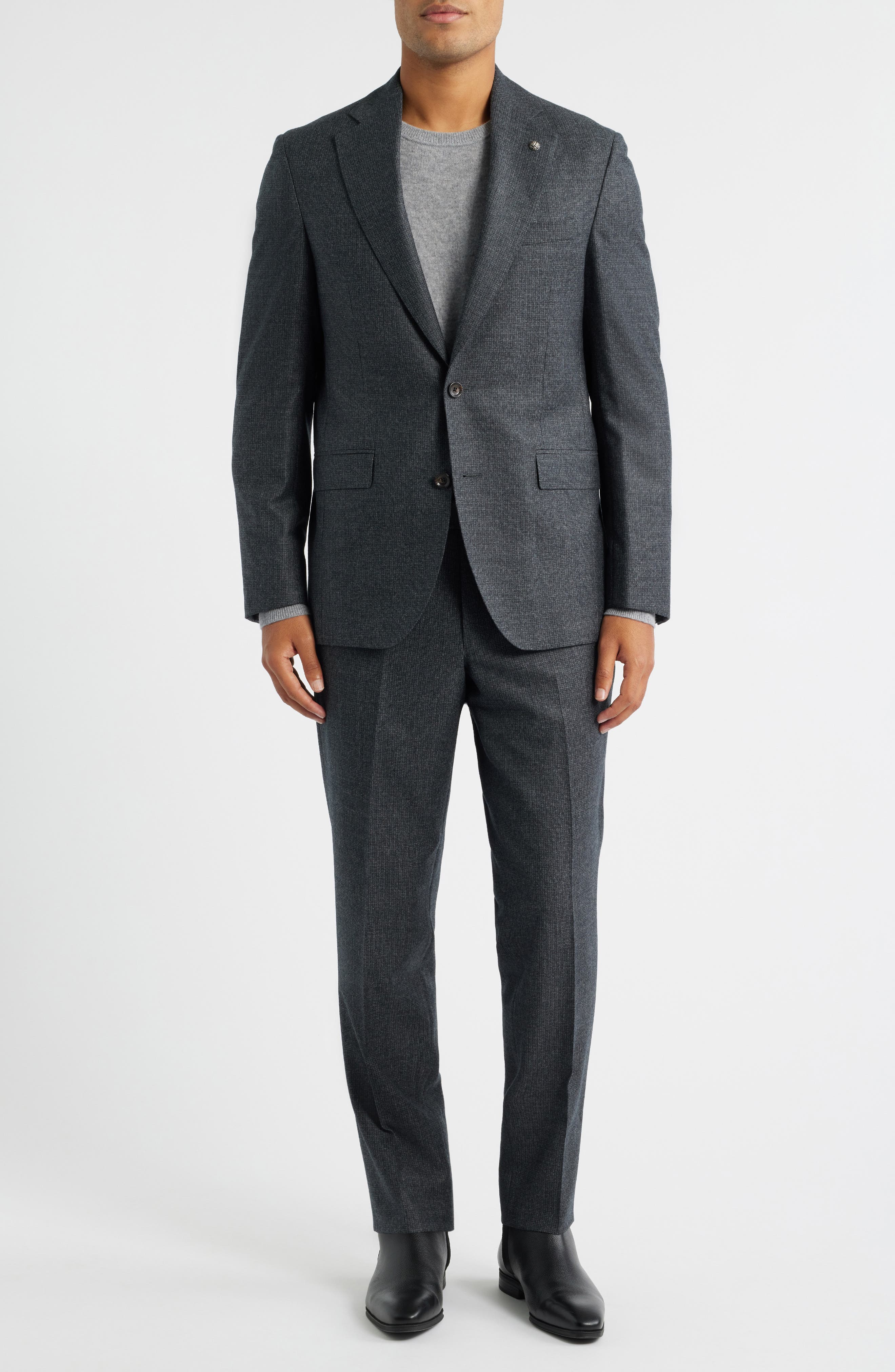 Montana Charcoal Grey Screen Weave Super 110s Wool Suit (Men Montana Charcoal Grey Screen Weave Super 110s Wool Suit (Men
