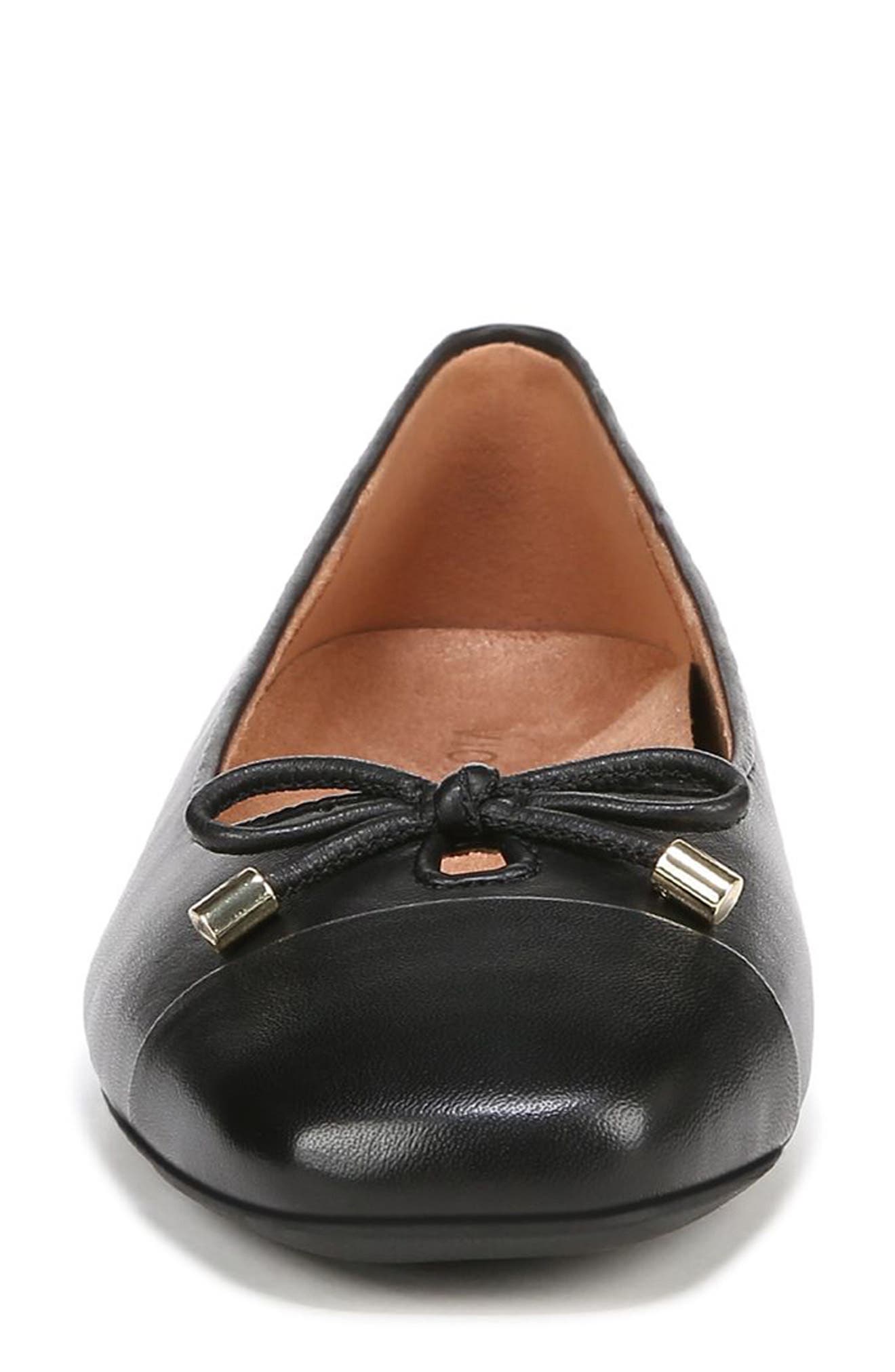 Vionic Klara Cap Toe Flat, Alternate, color, Black Nappa Lthr