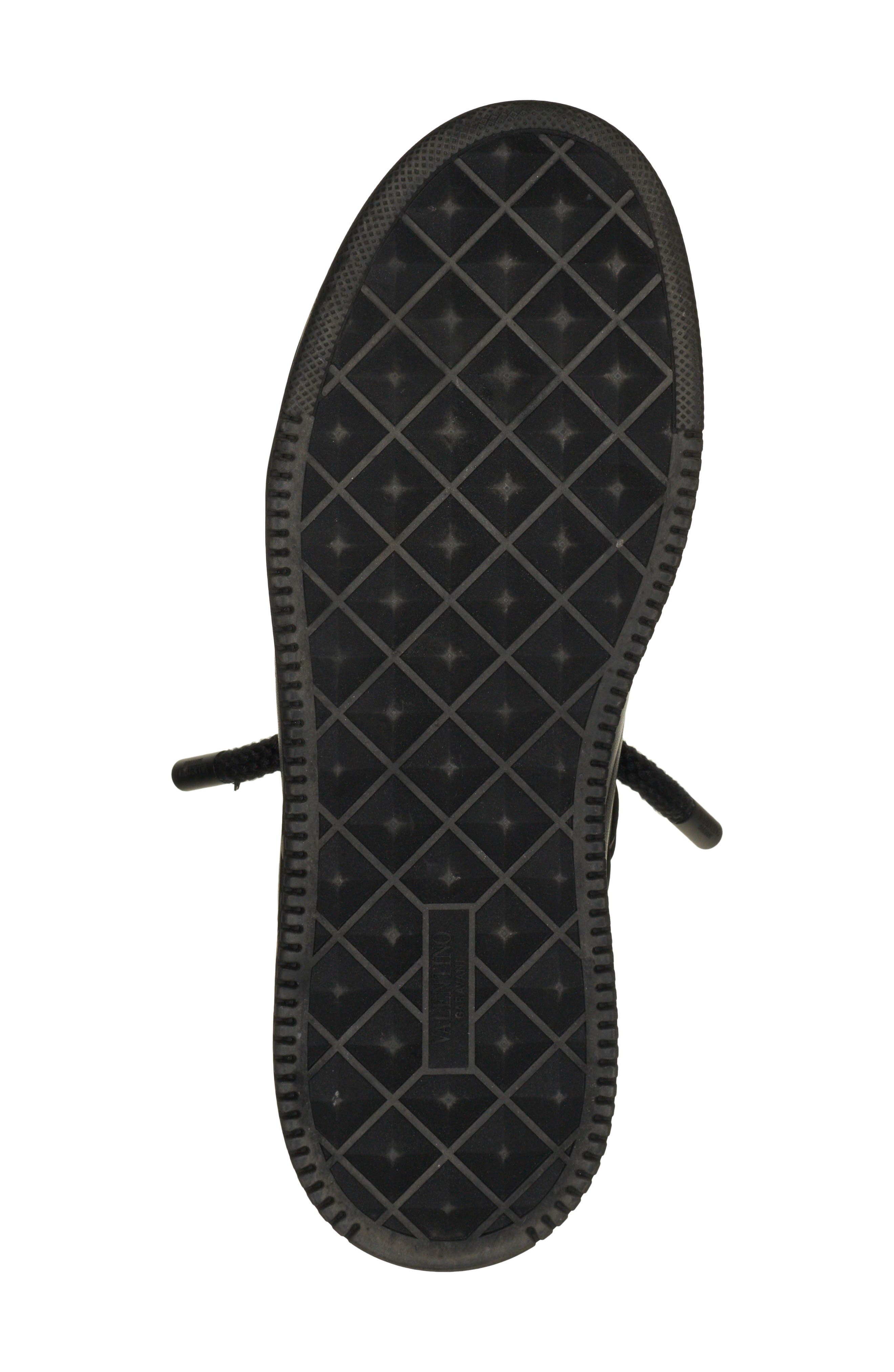 Valentino Garavani One-Stud Low Top Sneaker, Alternate, color, Nero