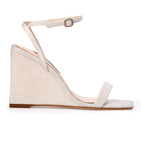 Ella Wedge