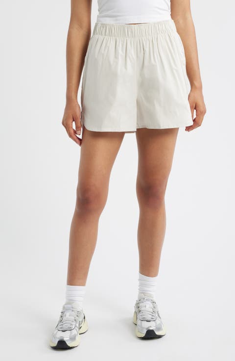 Sportswear Chill Poplin Mid-Rise 5-Inch Shorts