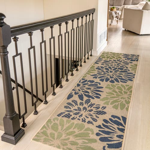 Jonathan Y Zinnia Modern Floral Textured Weave Indoor/outdoor Area Rug In Navy/green