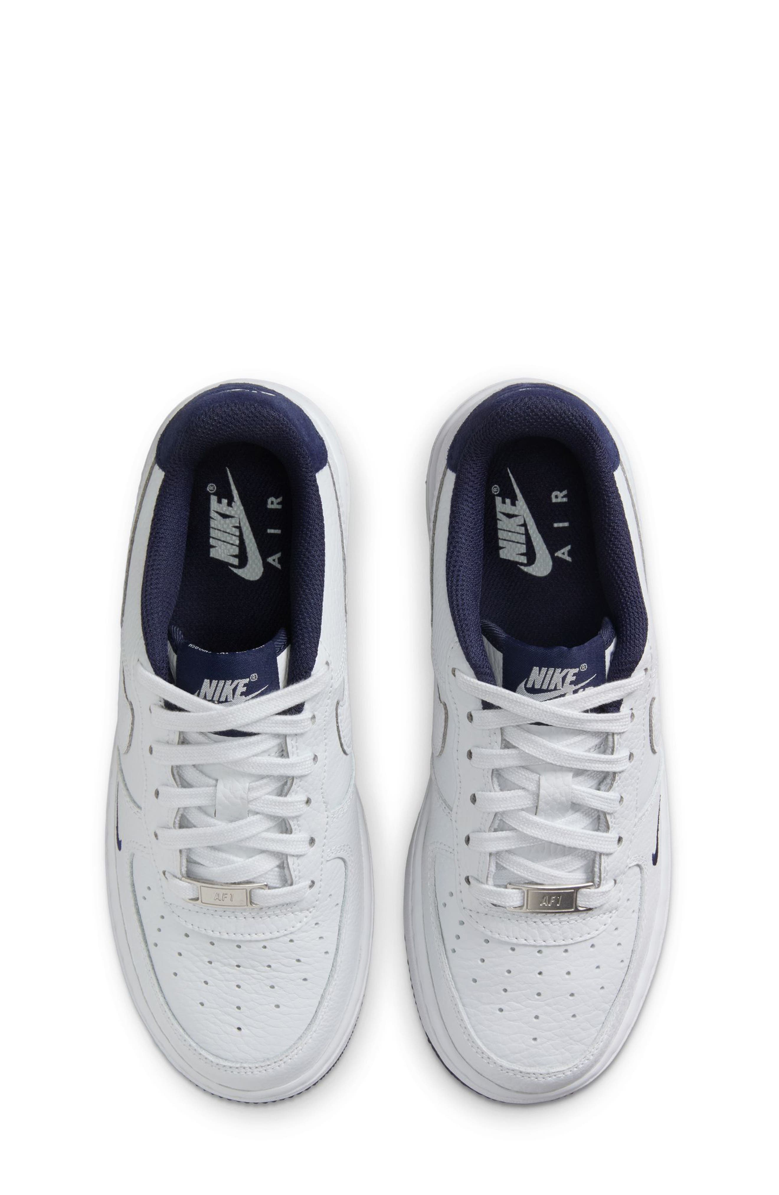 Nike Air Force 1 Basketball Sneaker, Alternate, color, 