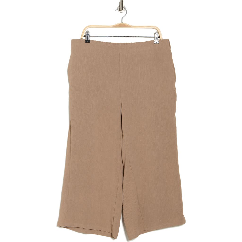 T Tahari Crinkle Crop Pants In Mocha