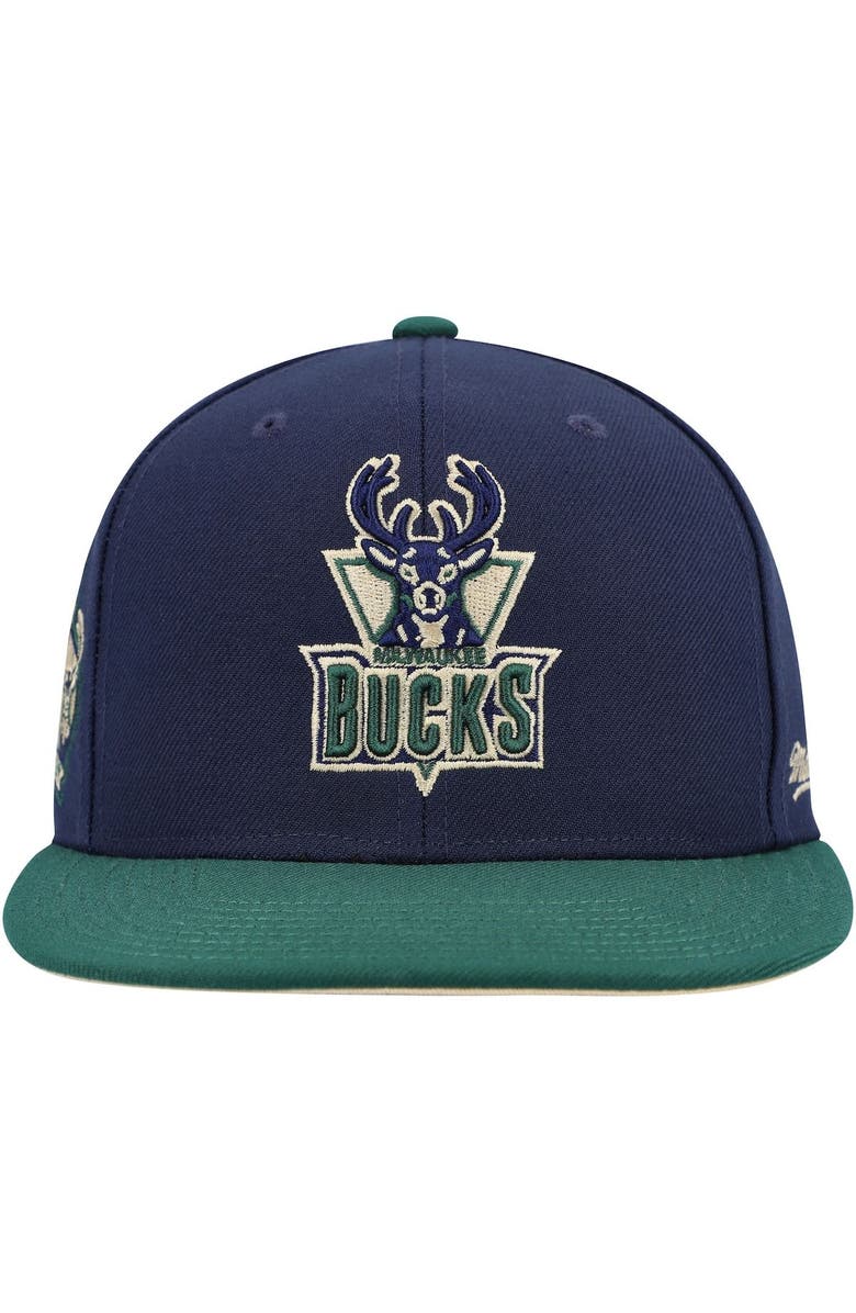 Mitchell & Ness Men's Mitchell & Ness Navy/Green Milwaukee Bucks 30th Anniversary Hardwood Classics Grassland Fitted Hat, Alternate, color, 