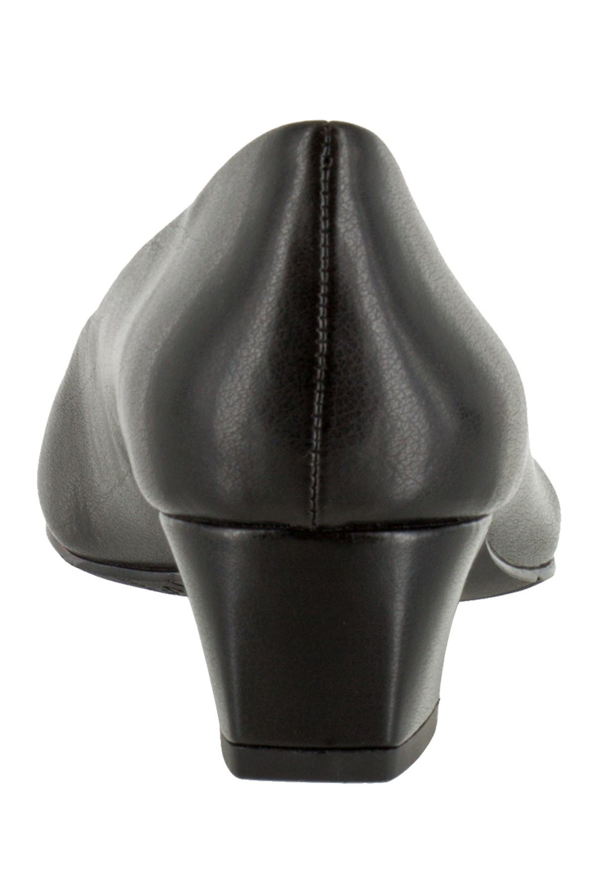 EASY STREET Prim Block Heel Pump, Alternate, color, Black