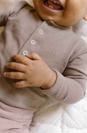 Essentials Long Sleeve Organic Cotton Bodysuit