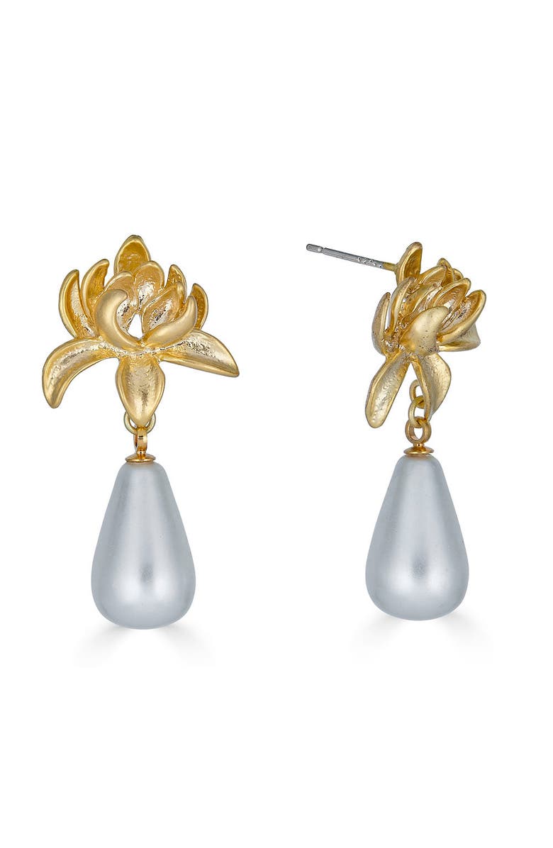 Loni Paul Jewelry Lily Shell Pearl Earrings, Main, color, Gold