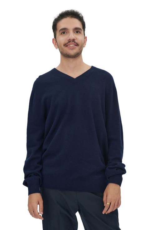Essential V-Neck Cashmere Sweater