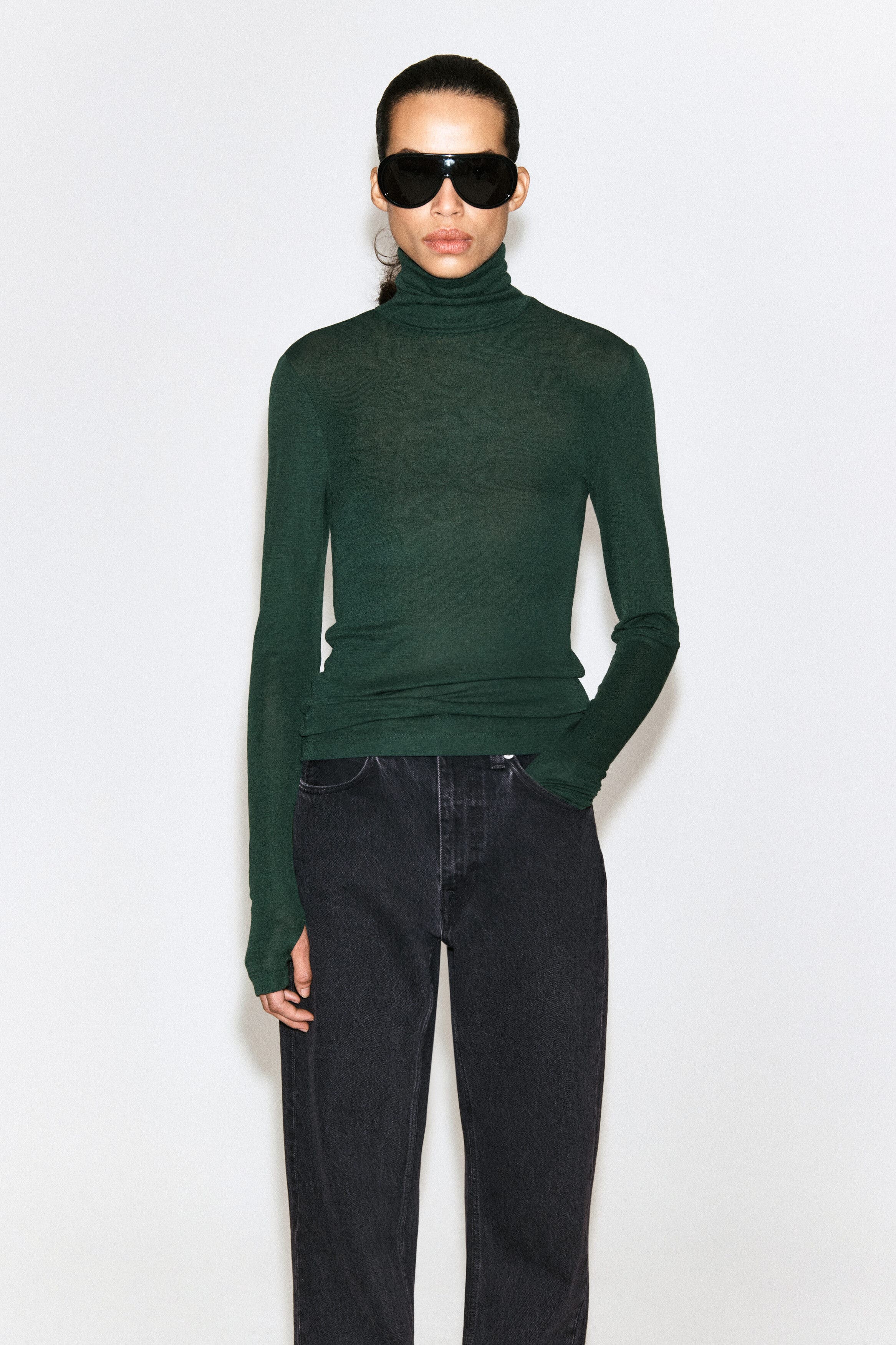 DARK GREEN