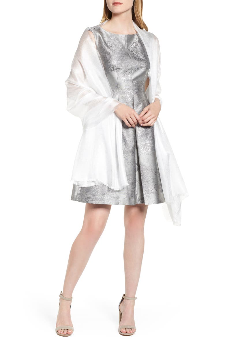 Echo 'Radiance' Eyelash Fringe Wrap, Main, color,