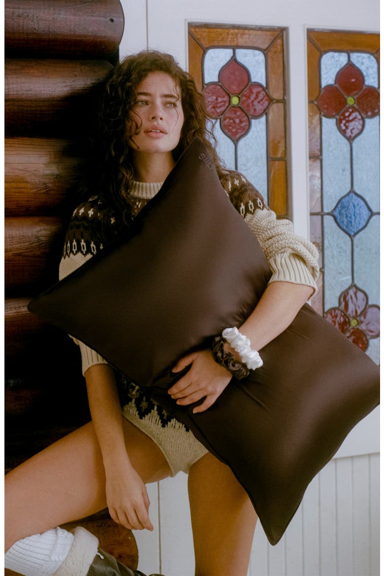 Pure Silk Queen Pillowcase, Alternate, color, CHOCOLATE
