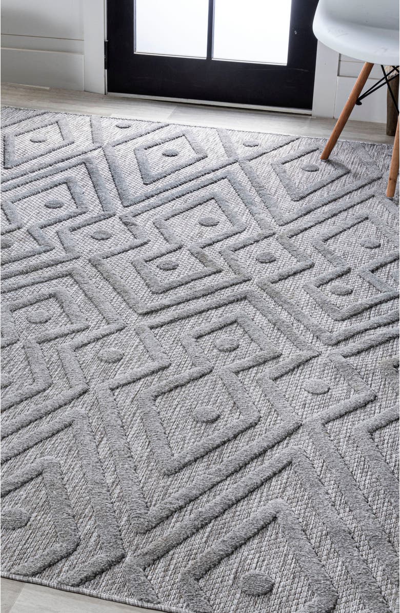 JONATHAN Y Balansat Moroccan Diamond Indoor/Outdoor Area Rug, Alternate, color, Light Gray