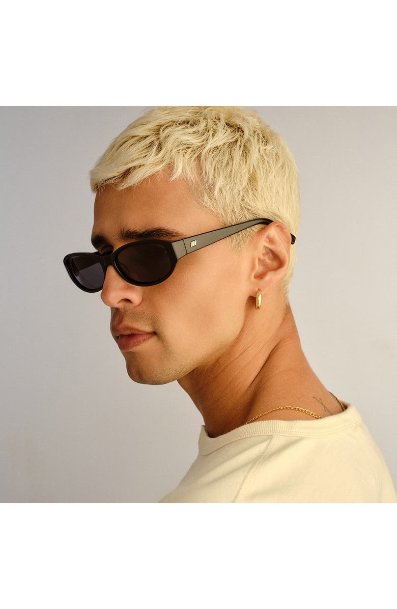 Le Specs Don't Cha 56mm Oval Sunglasses, Alternate, color, Black