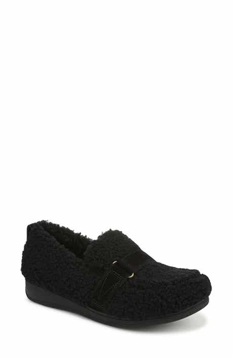 Vionic Imogen Faux Shearling Clog