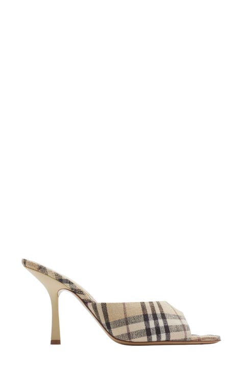 Burberry Peep Toe shops Platform 5” Heels