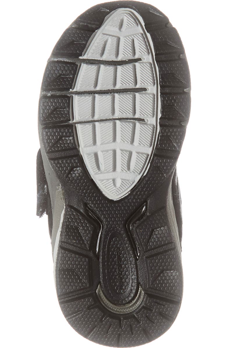 New Balance 990v5 Sneaker, Alternate, color,