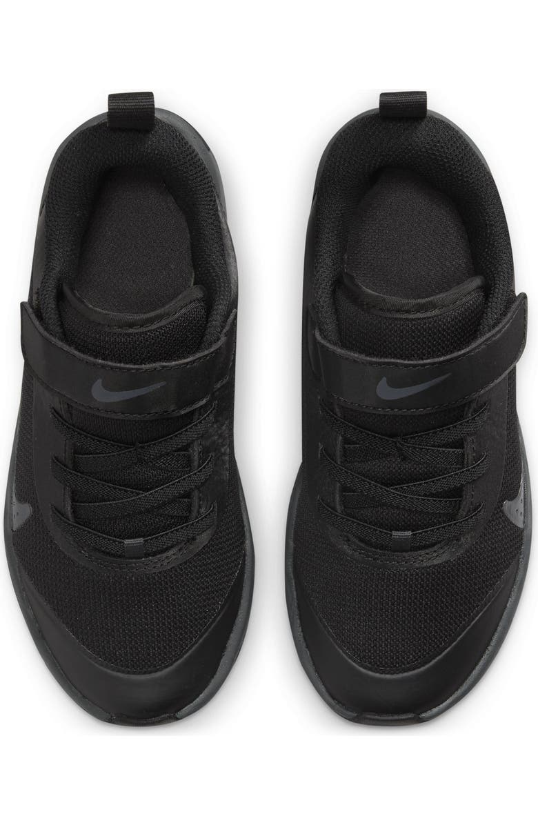 Nike Kids' Omni Multi-Court Sneaker, Alternate, color,