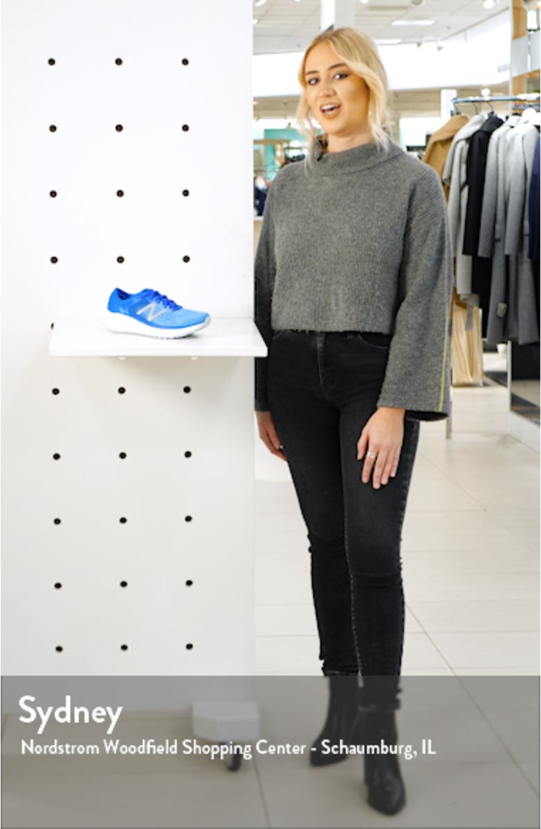 1080v11 Running Shoe, sales video thumbnail