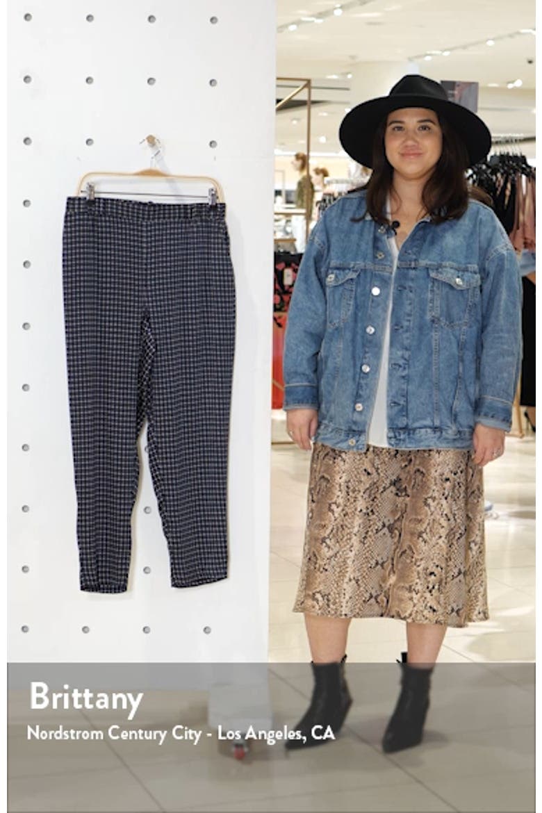 Geo Slim Leg Pull-On Pants video