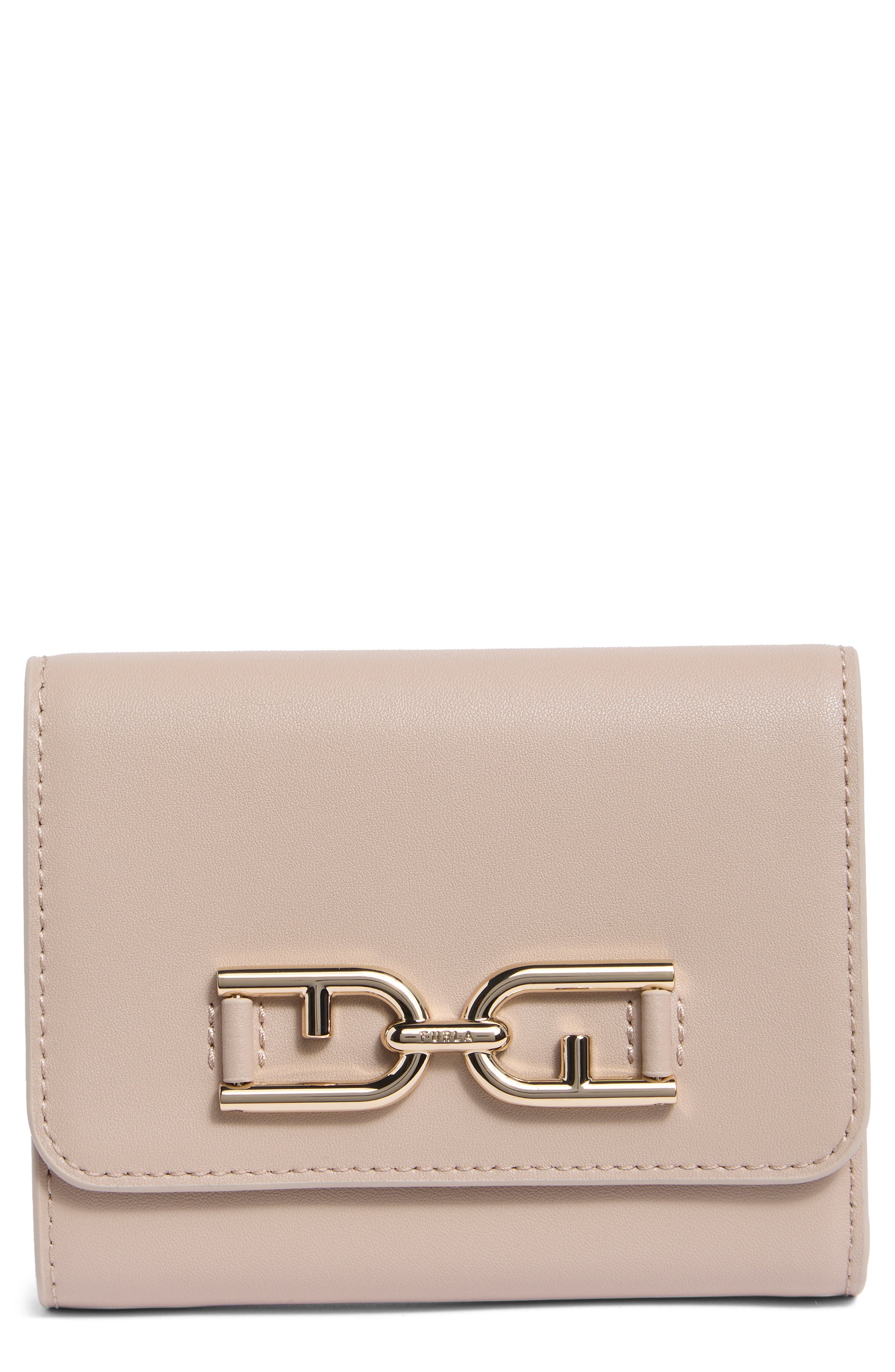 selected DALIA F