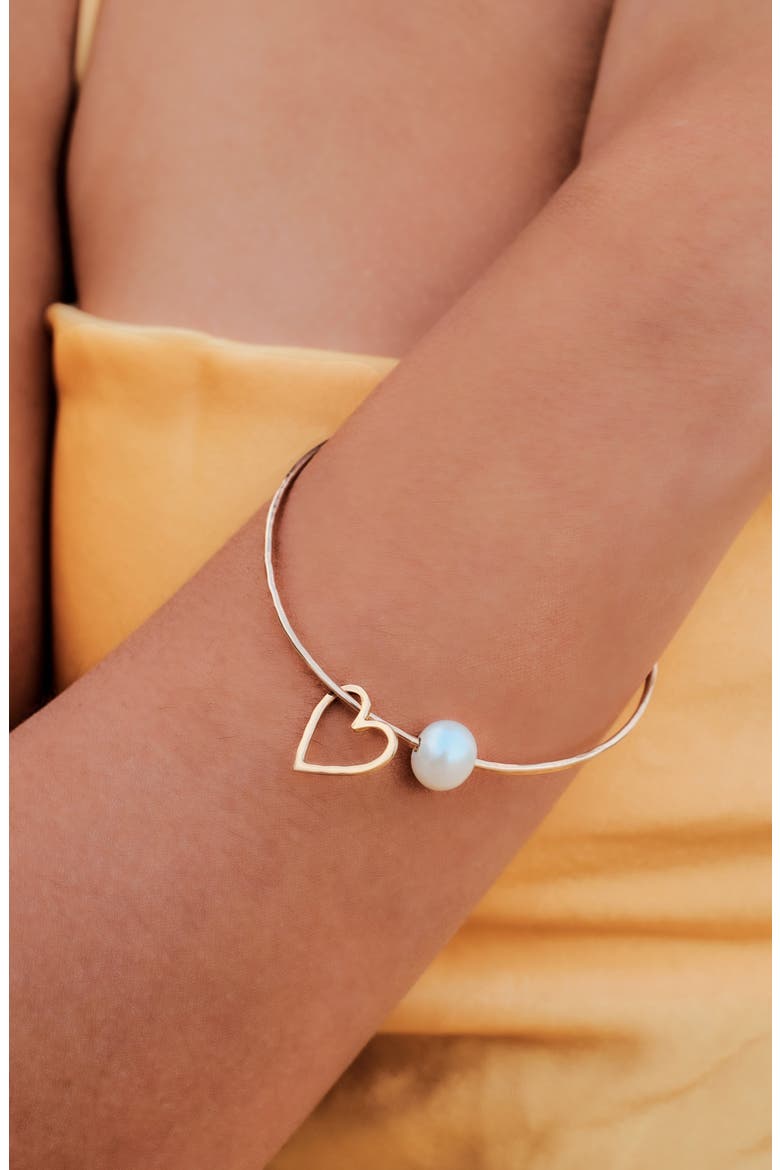 Freshwater Pearl & Heart Charm Bangle, Alternate, color, GOLD