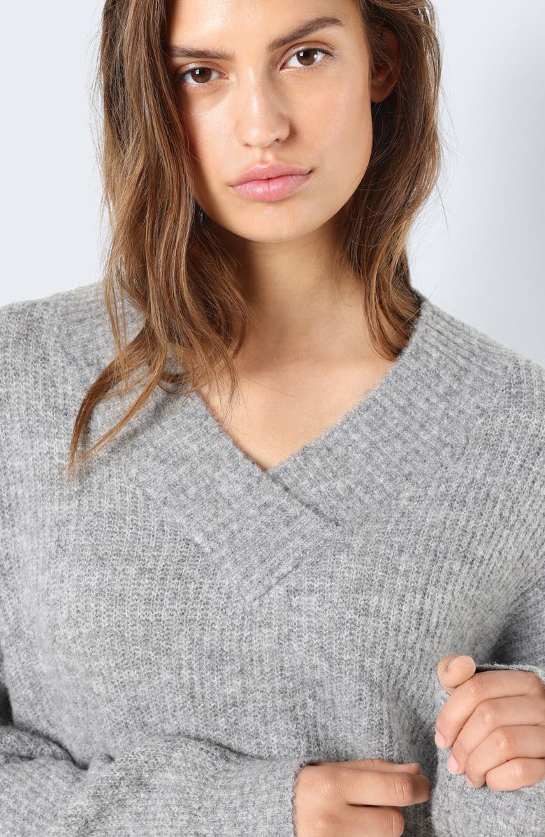 Noisy may Balance Drop Shoulder V-Neck Sweater, Alternate, color,