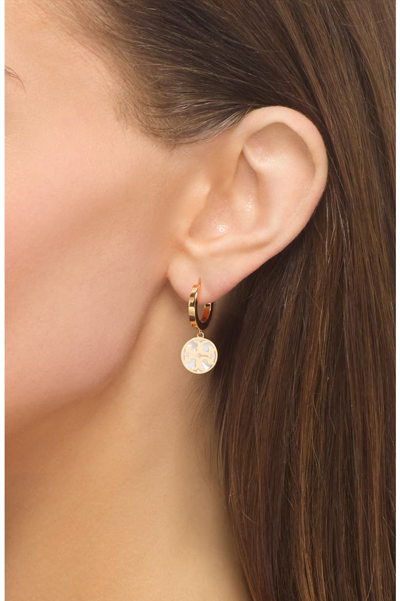 Icon Huggie Hoop Earrings, Alternate, color, TORY GOLD / MOTHER OF PEARL