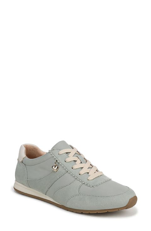 Fearless Charm Low Top Sneaker (Women)