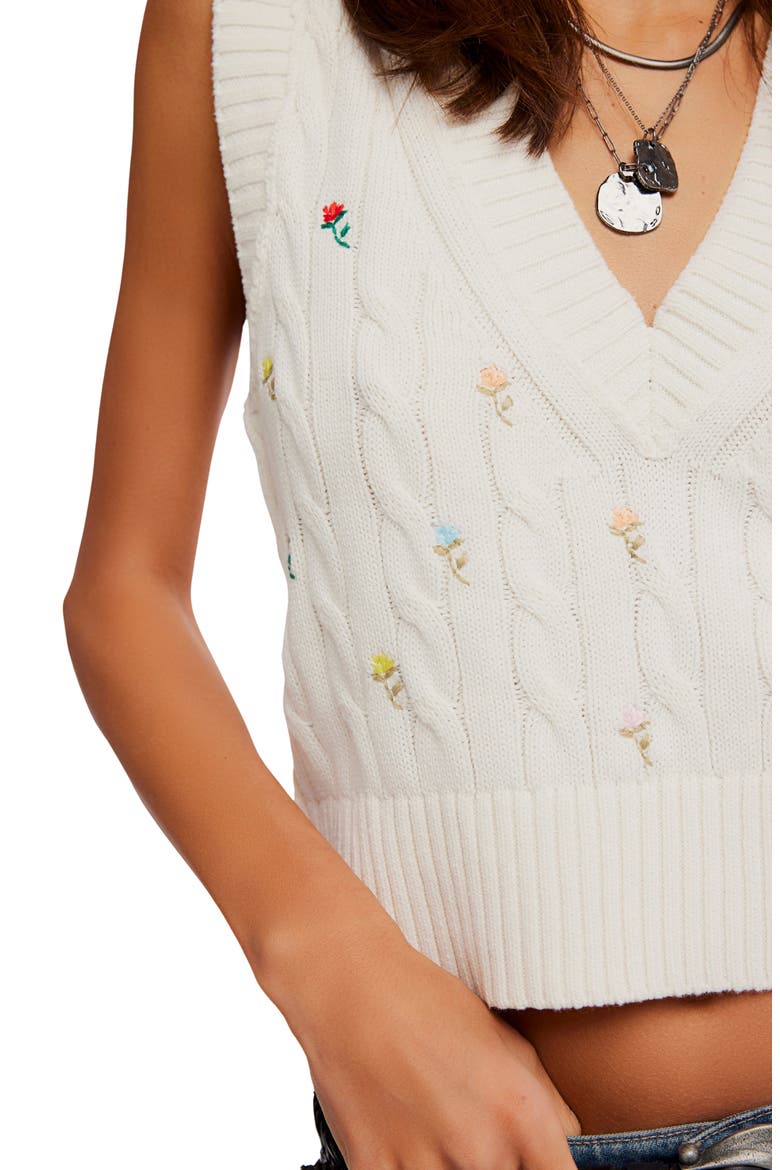 Plumeria Floral Embroidered Cable Stitch Vest, Alternate, color, IVORY COMBO