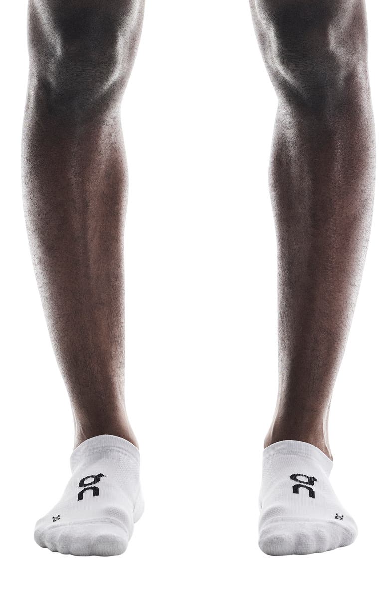 On Core Low 2-Pack Run Socks, Alternate, color, Glacier