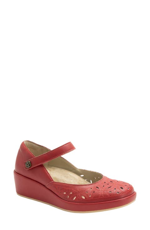 Hayes Platform Wedge Mary Jane (Women)