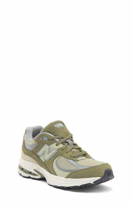 New Balance Kids' 2002R Sneaker