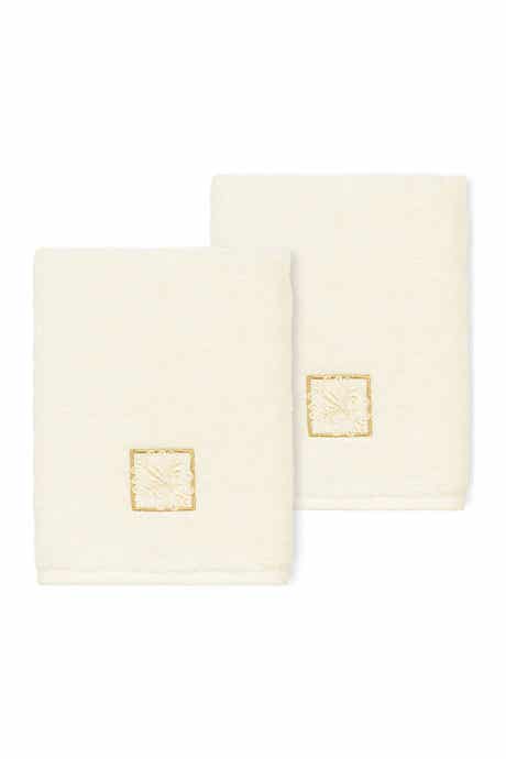 Linum Home Textiles Vivian Embellished Washcloth - Set of 2 - Cream