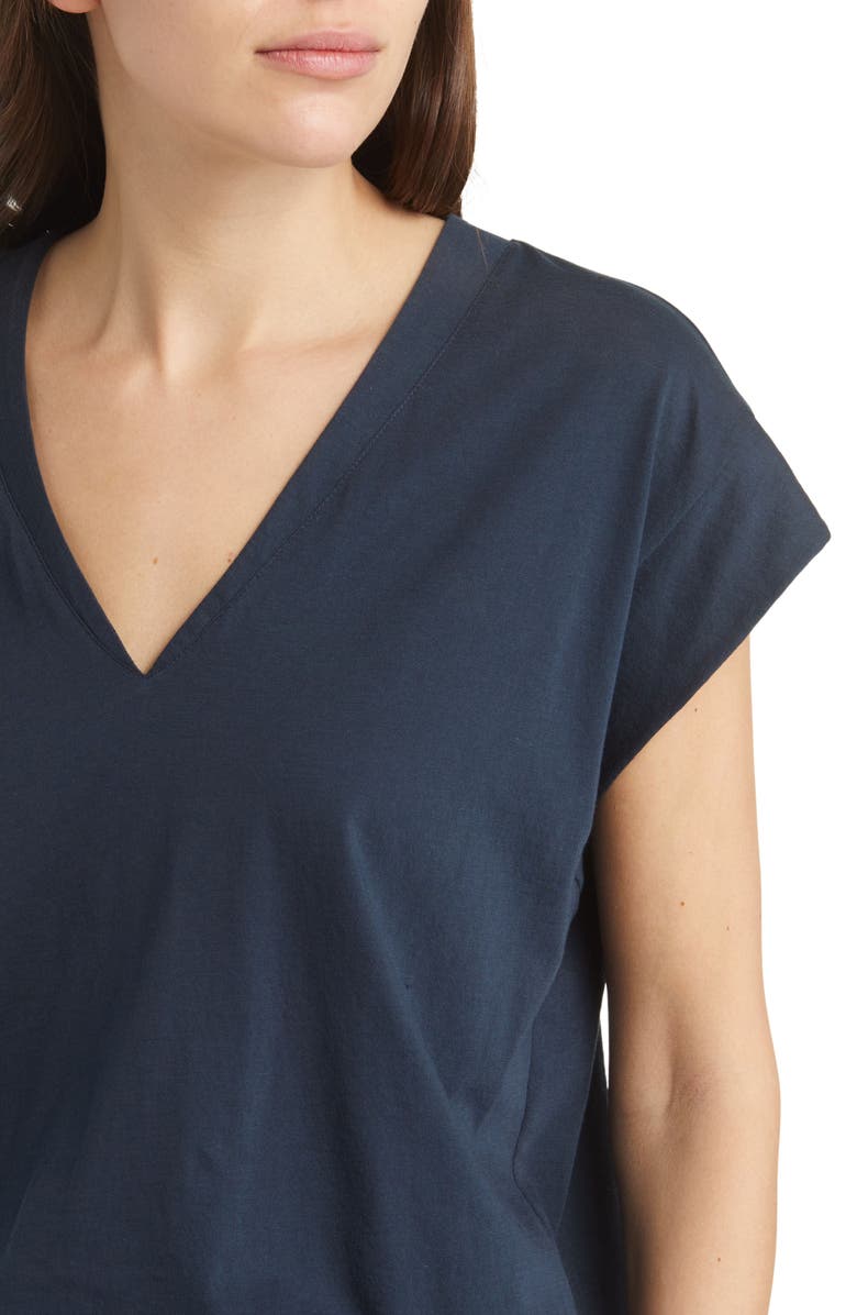 FRAME Le Mid Rise V-Neck T-Shirt, Alternate, color, Navy