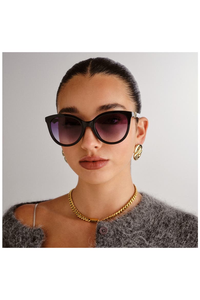 The Muse 54mm Round Sunglasses, Alternate, color, BLACK/ SMOKE GRAD