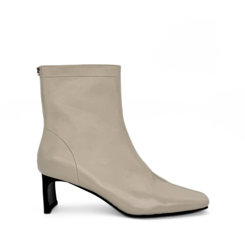 Amie Rafa Harlow Leather Bootie In White