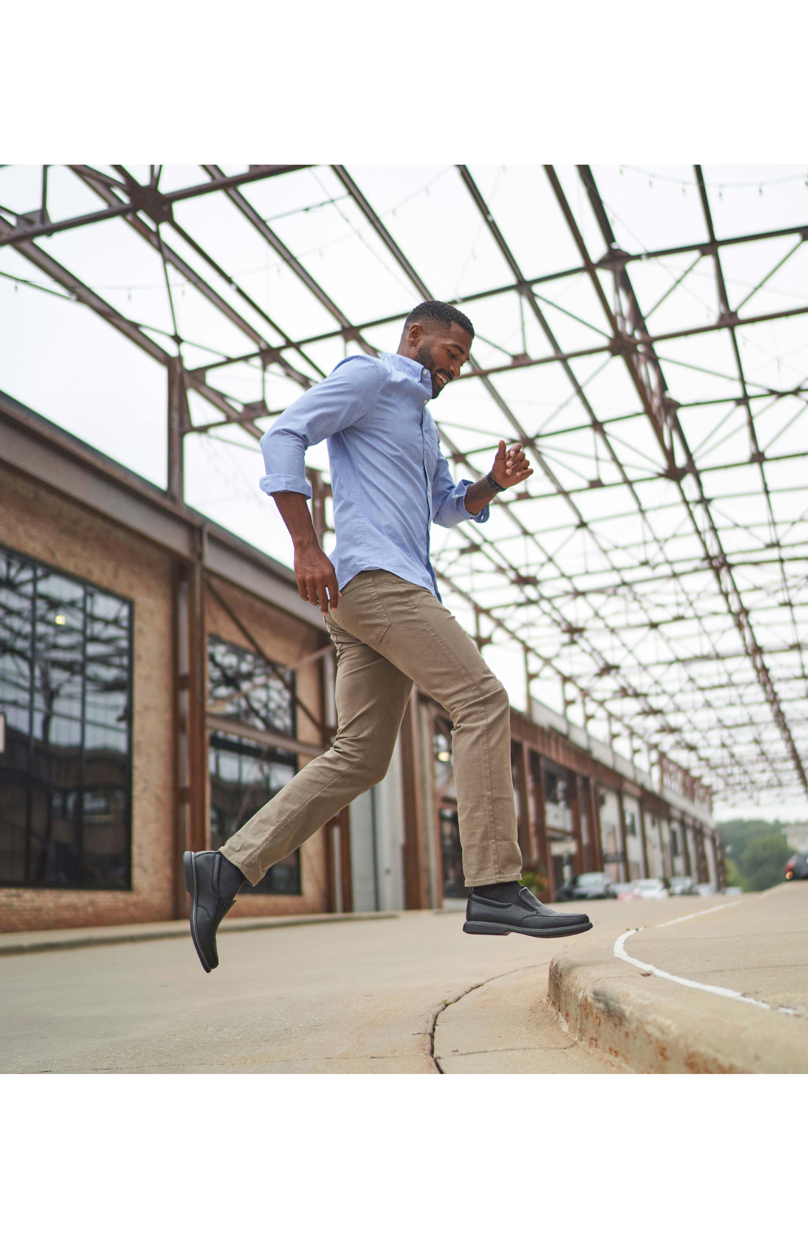 NUNN BUSH Otto Moc Toe Loafer - Wide Width Available, Alternate, color, Black Tumble