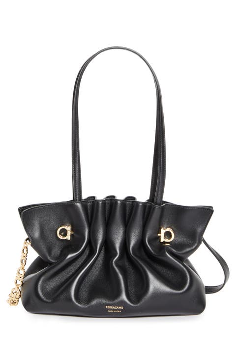 ショルダーバッグ・ポシェット FERRAGAMO SHOULDER BAG (215890768974 LIGCAMLIGCAM) Ferragamo | Joanne black leather shoulder flap bag | Savannahs