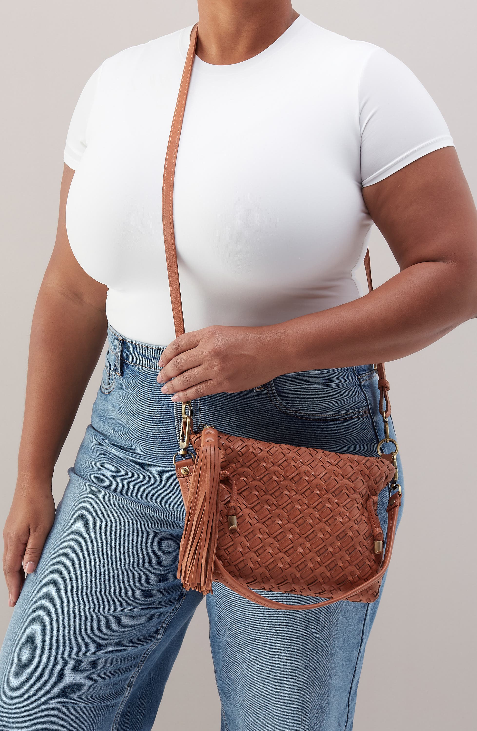 HOBO Kori Woven Leather Crossbody Bag, Alternate, color, Harvest Wheat