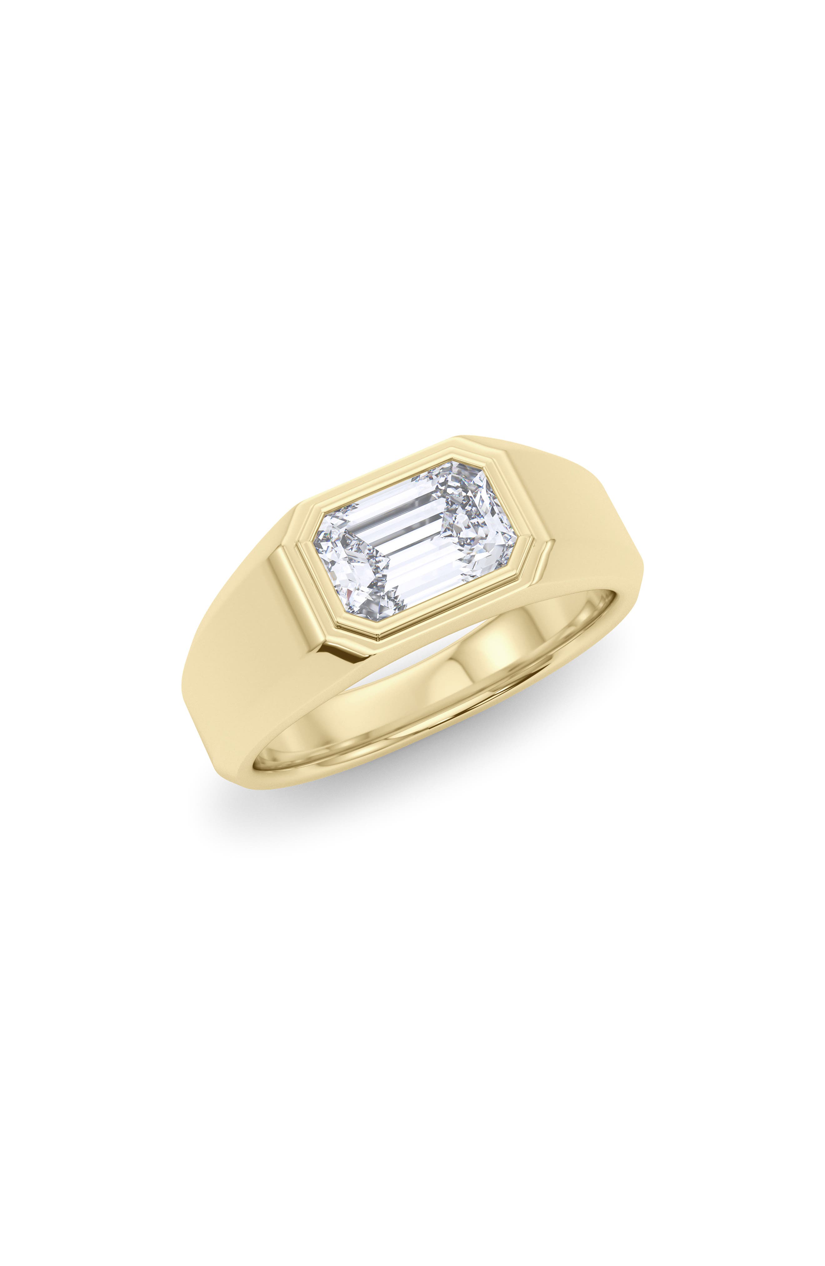 selected 18K YELLOW GOLD