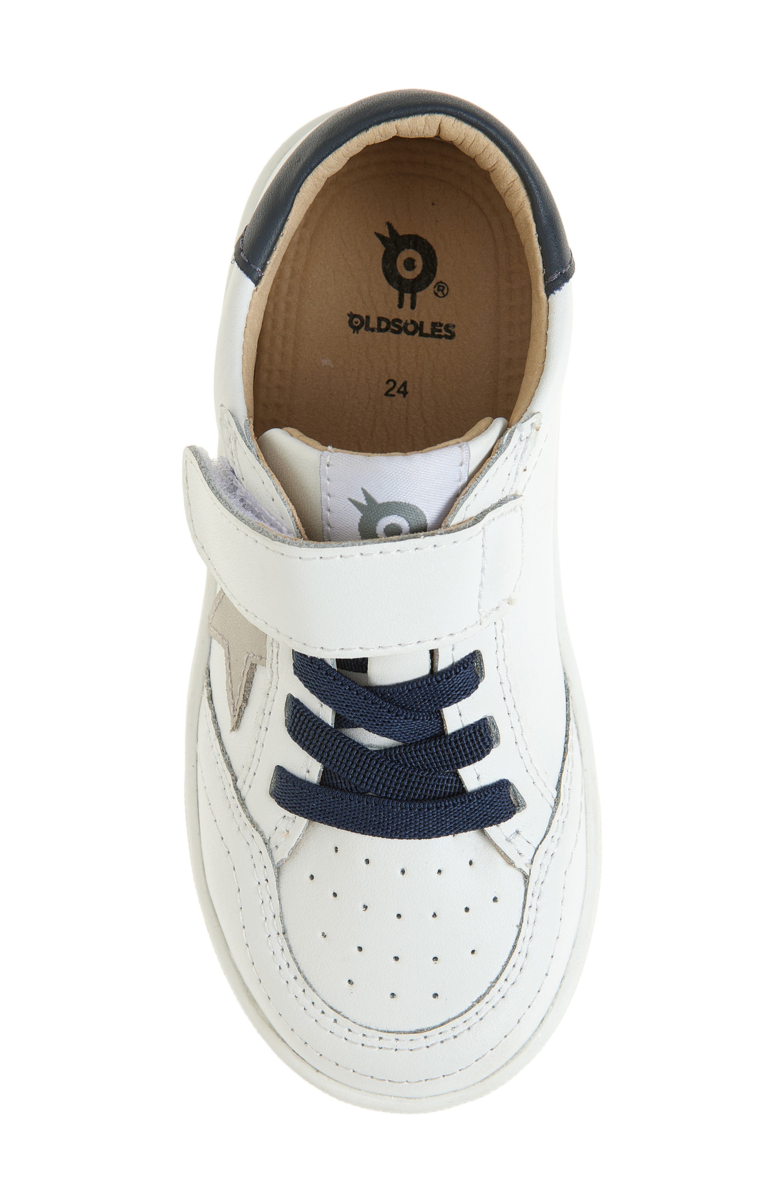 Kids' Platinum Runner Sneaker, Alternate, color, SNOW/GRIS/NAVY