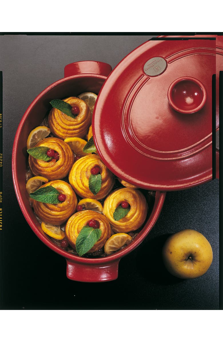 Emile Henry Flame 6.3 Quart Oval Stewpot Dutch Oven, Alternate, color, Charcoal